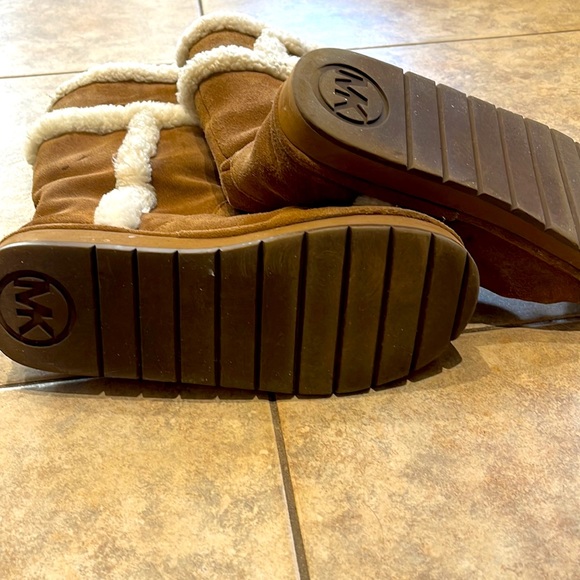 👢MK Fur Trimmed Boot - Picture 6 of 8